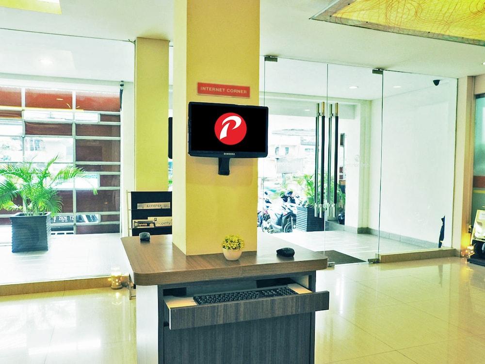 D'Primahotel Itc Mangga Dua Jacarta Exterior foto