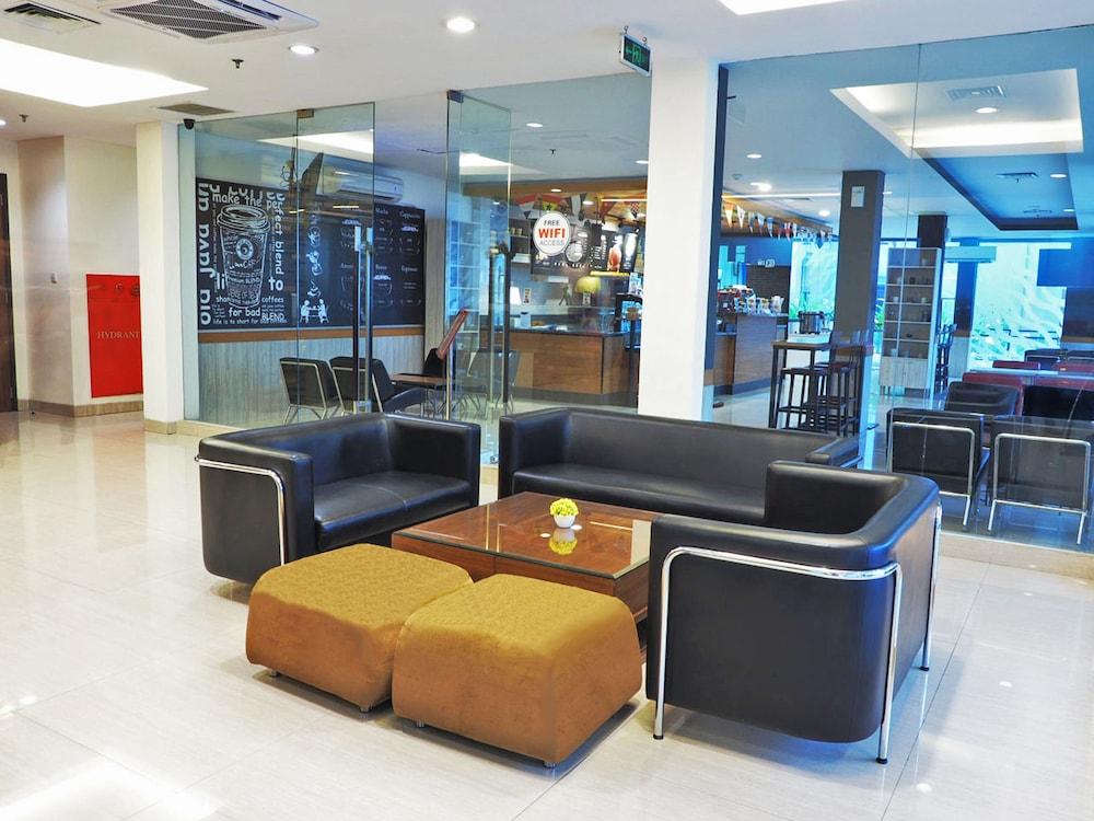 D'Primahotel Itc Mangga Dua Jacarta Exterior foto