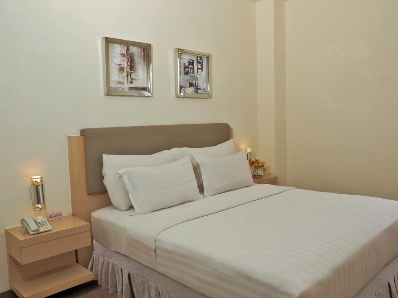 D'Primahotel Itc Mangga Dua Jacarta Exterior foto