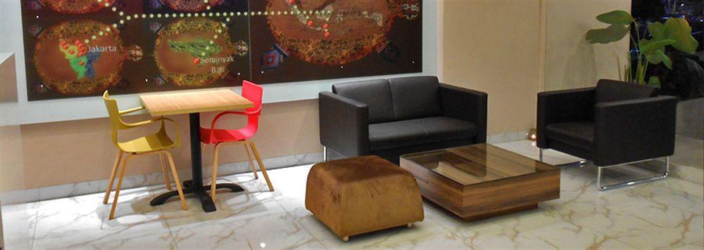 D'Primahotel Itc Mangga Dua Jacarta Exterior foto